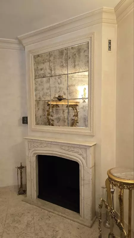 Классический камин с открытой топкой в мраморе (4)
