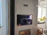 Настоящий дровяной камин в таунхаусе