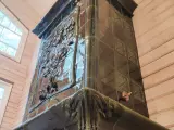 Изразцовый камин с открытой топкой