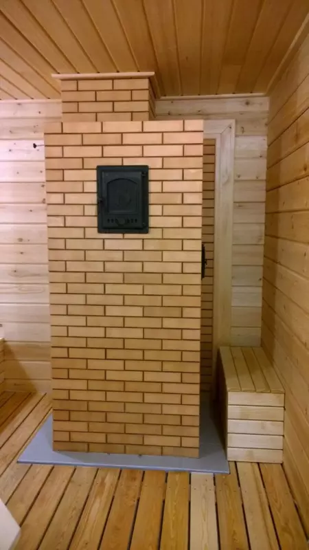 Традиционная банная печь-​каменка из кирпича Кирово-​Чепецкий Лотос